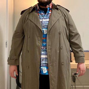 Vintage trench coat 46R